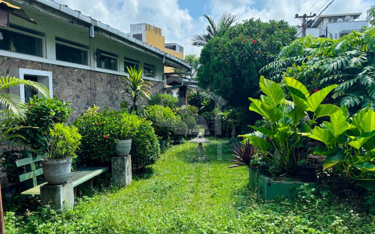 Land with Old House for Sale in Dehiwala...