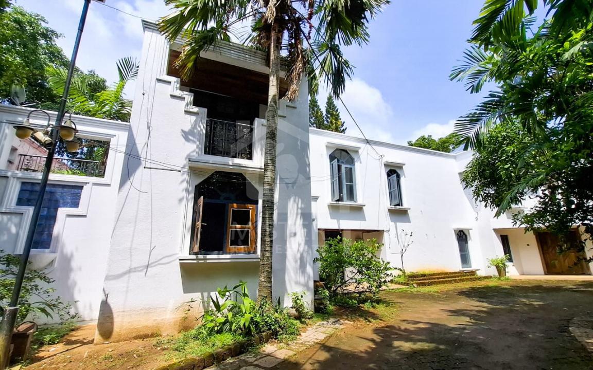 Land with House for Sale in Nawala...