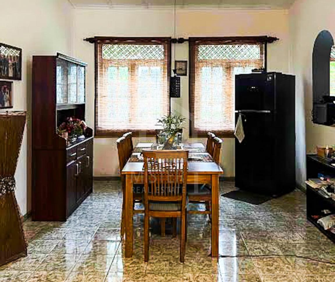 Land with Livable House for Sale in Nugegoda- image 3