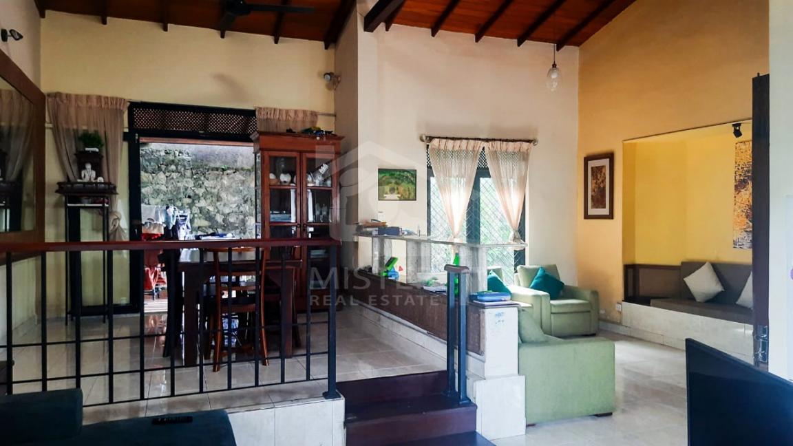 Land with Old House for Sale in Thalawathugoda- image 5