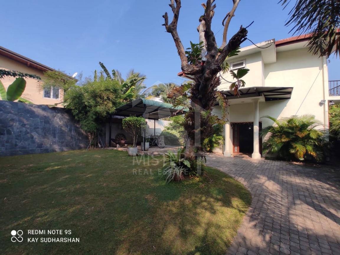 Land for sale in Nawala- image 2