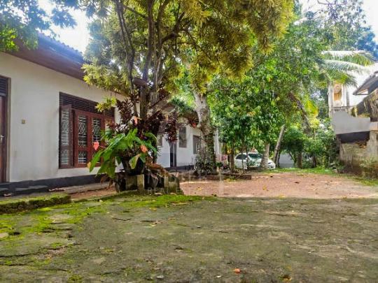 Land for Sale in Nugegoda - image 1