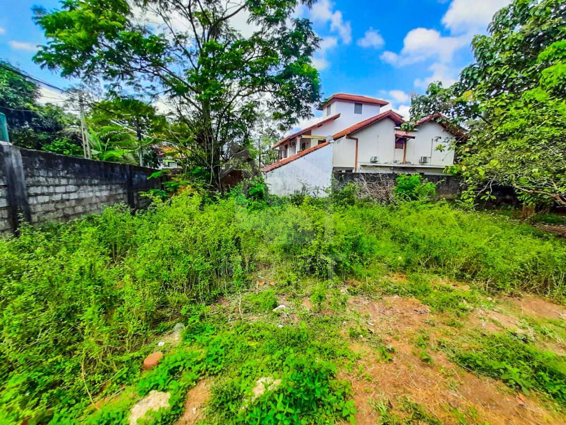 Land for Sale in Rajagiriya - image 1
