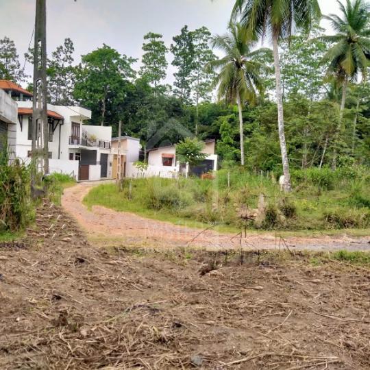 Land for Sale in Athurugiriya- image 2