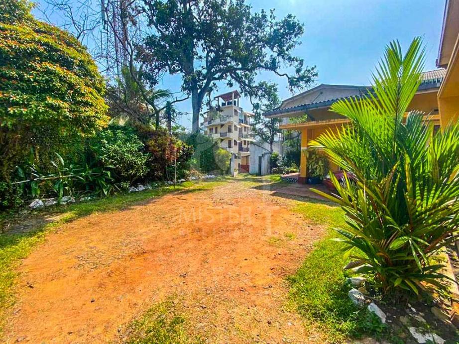 Land for Sale in Nawala - image 2