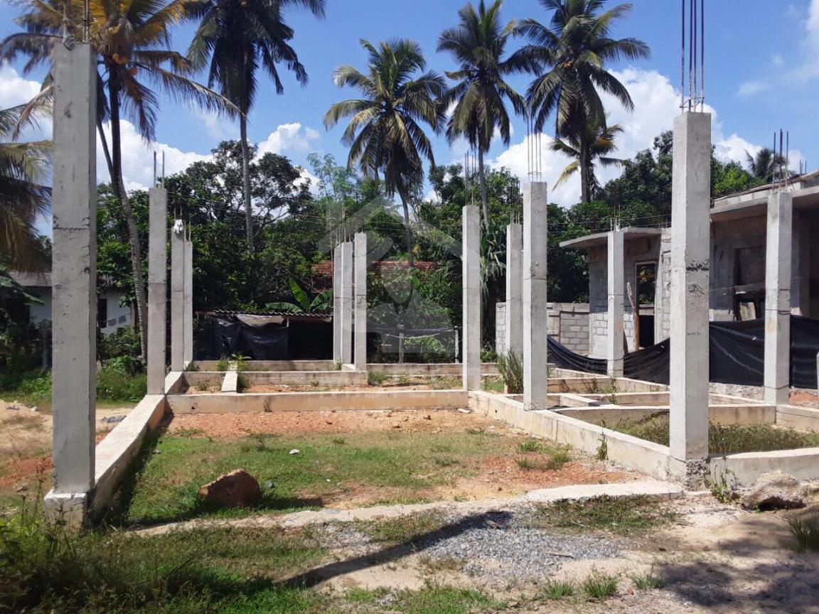 Land for Sale in Athurugiriya - image 2