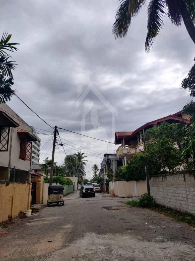 Land for Sale in Mount Lavinia - image 3