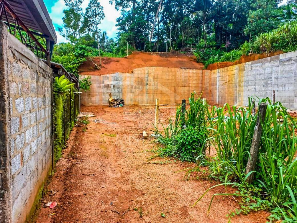 Land for Sale in Thalawathugoda - image 4