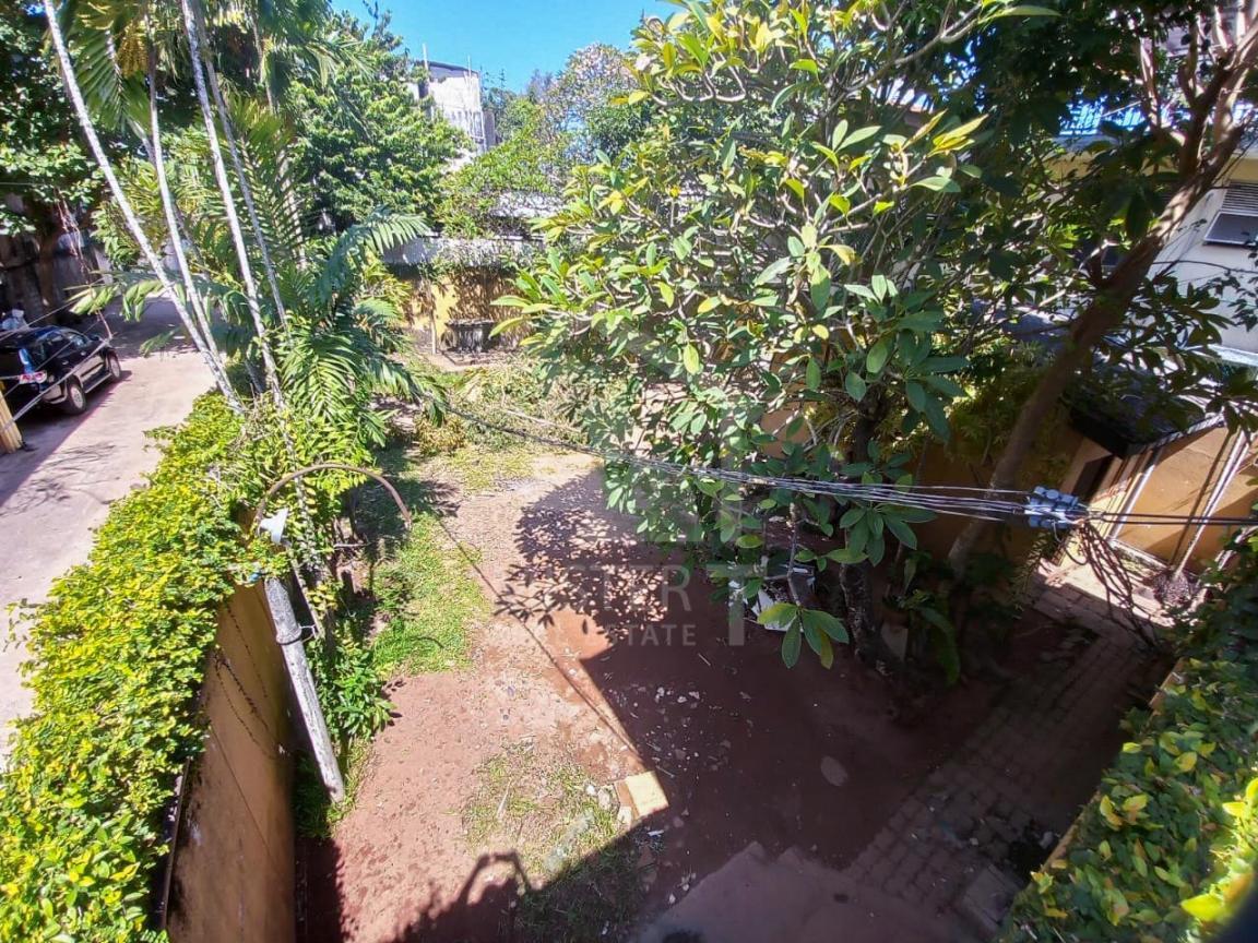 Land with a House for Sale - image 5