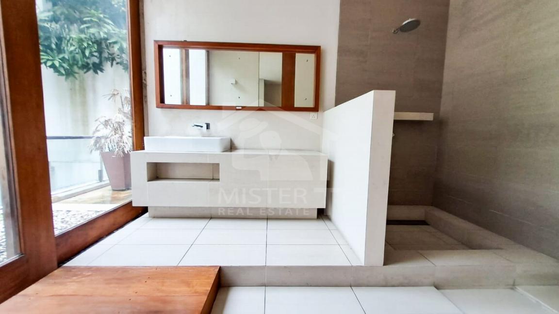 Luxury House for Rent in Colombo 03- image 10