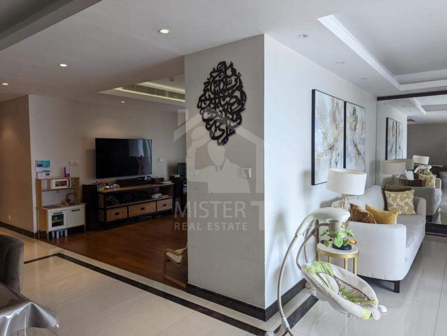 Apartment for Rent at Orwell Residences- image 1