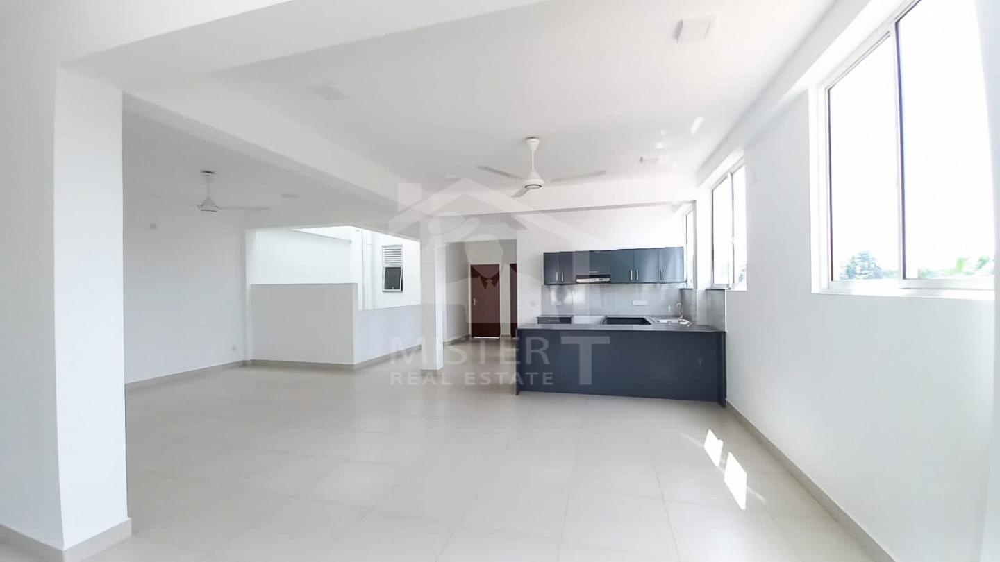 Private Apartment for Rent in Rajagiriya- image 1