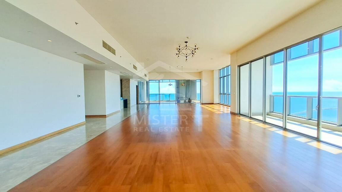 Simplex for Rent at The Residences, Colo...