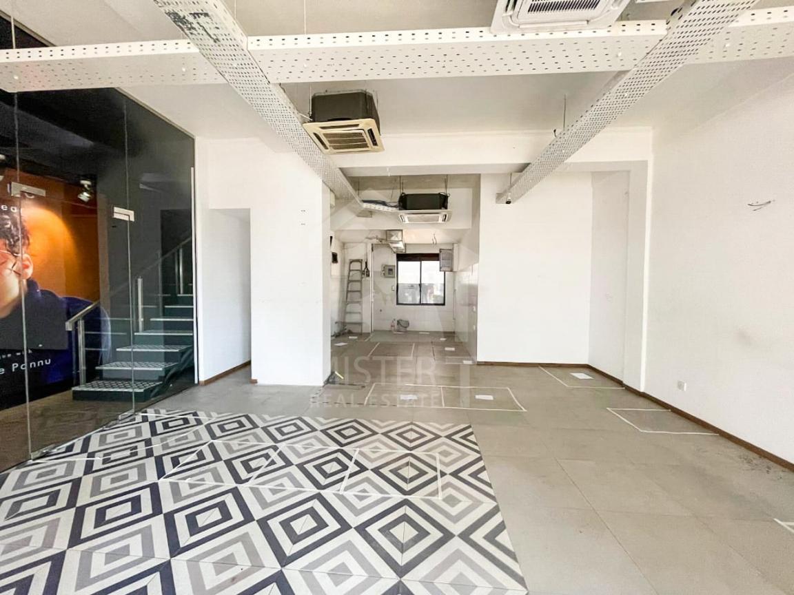 Commercial Property for Rent in Colombo 02- image 1