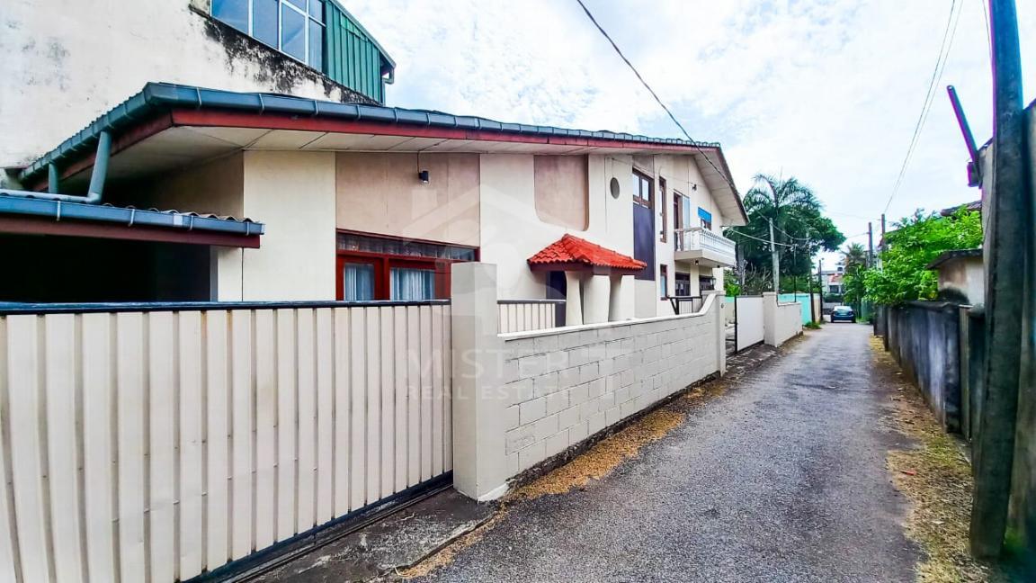 House for Rent in Nugegoda- image 1