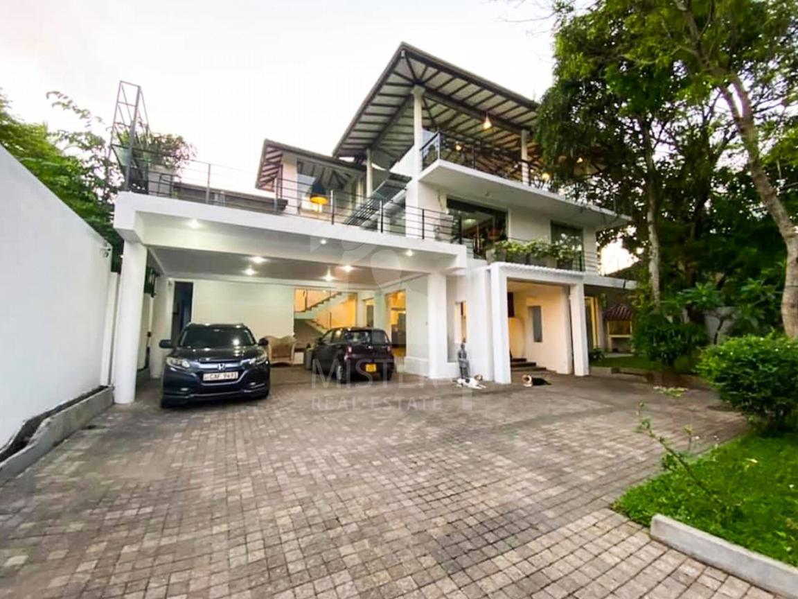 House for Rent in Colombo 05- image 1