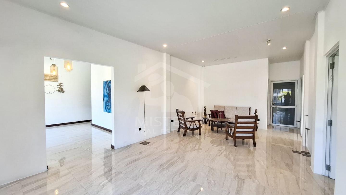 Commercial Property for Rent in Colombo 05- image 1