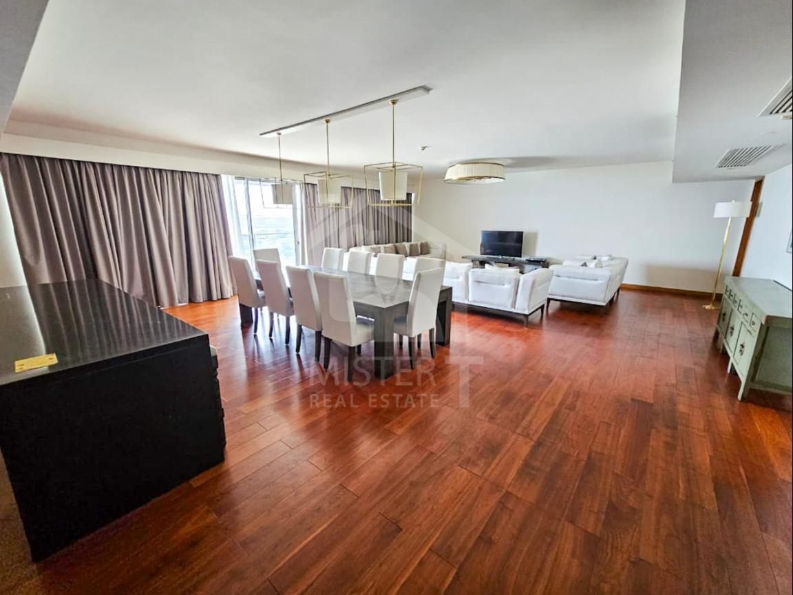 Apartment for Rent at The Residences, Co...