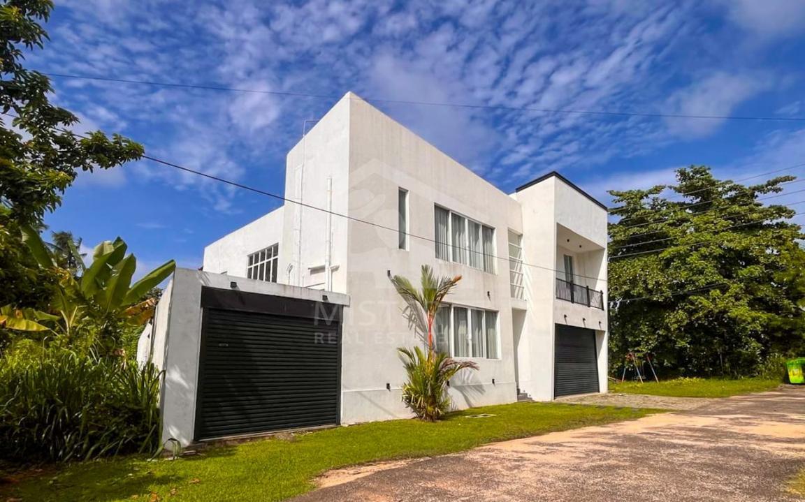 House for Rent in Kotte...