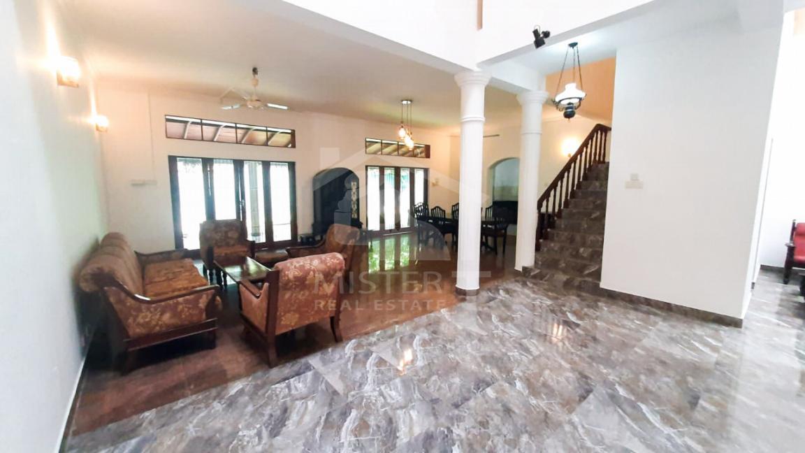 House for Rent in Colombo 8 - image 2