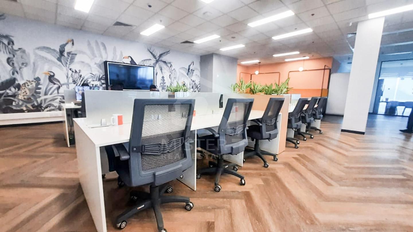 Luxury Office Space for Rent in Colombo 08- image 2