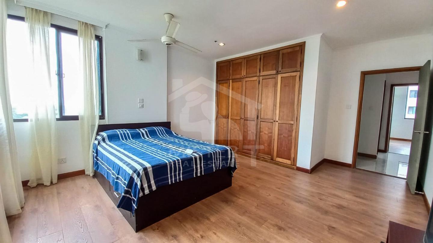 Apartment for Rent at Royal Park Condominium- image 2