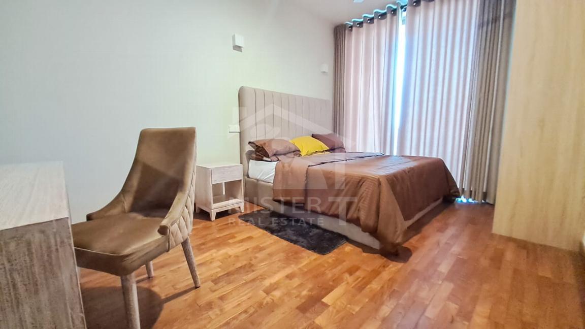 Apartment for Rent at The Grand, Colombo 07- image 2