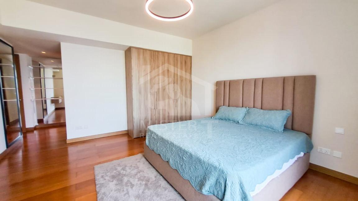 Apartment for Rent at The Residences, Colombo 02- image 2