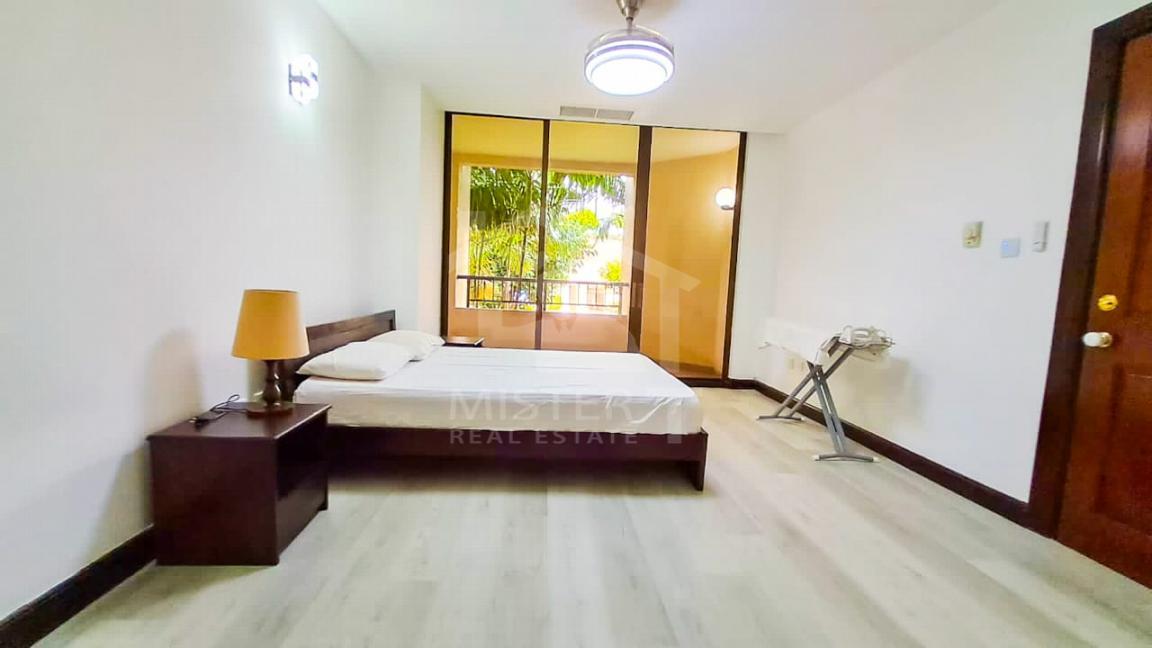 Apartment for Rent at Crescat Residencies - image 2