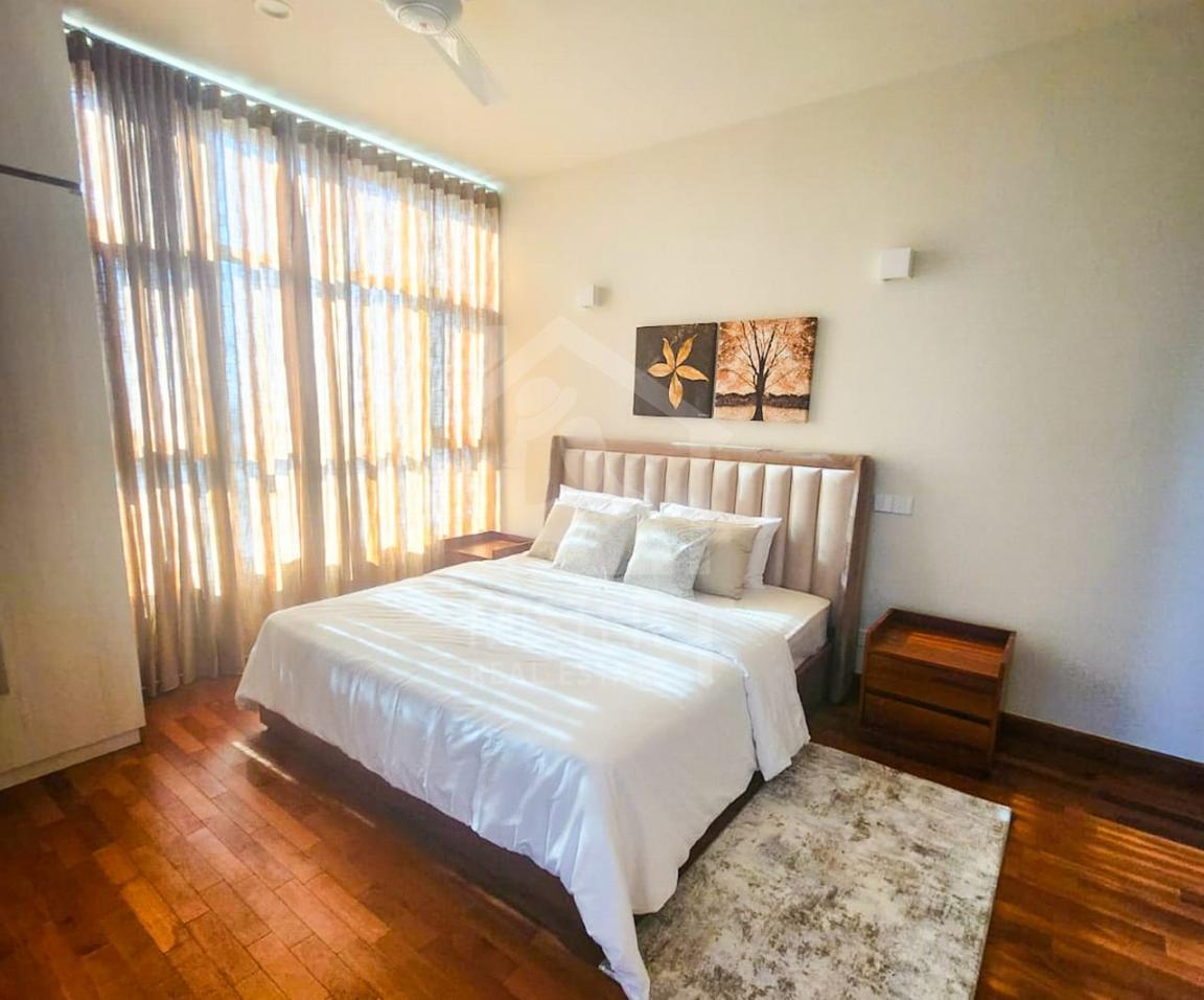 Apartment for Rent at The Grand, Colombo 07- image 2