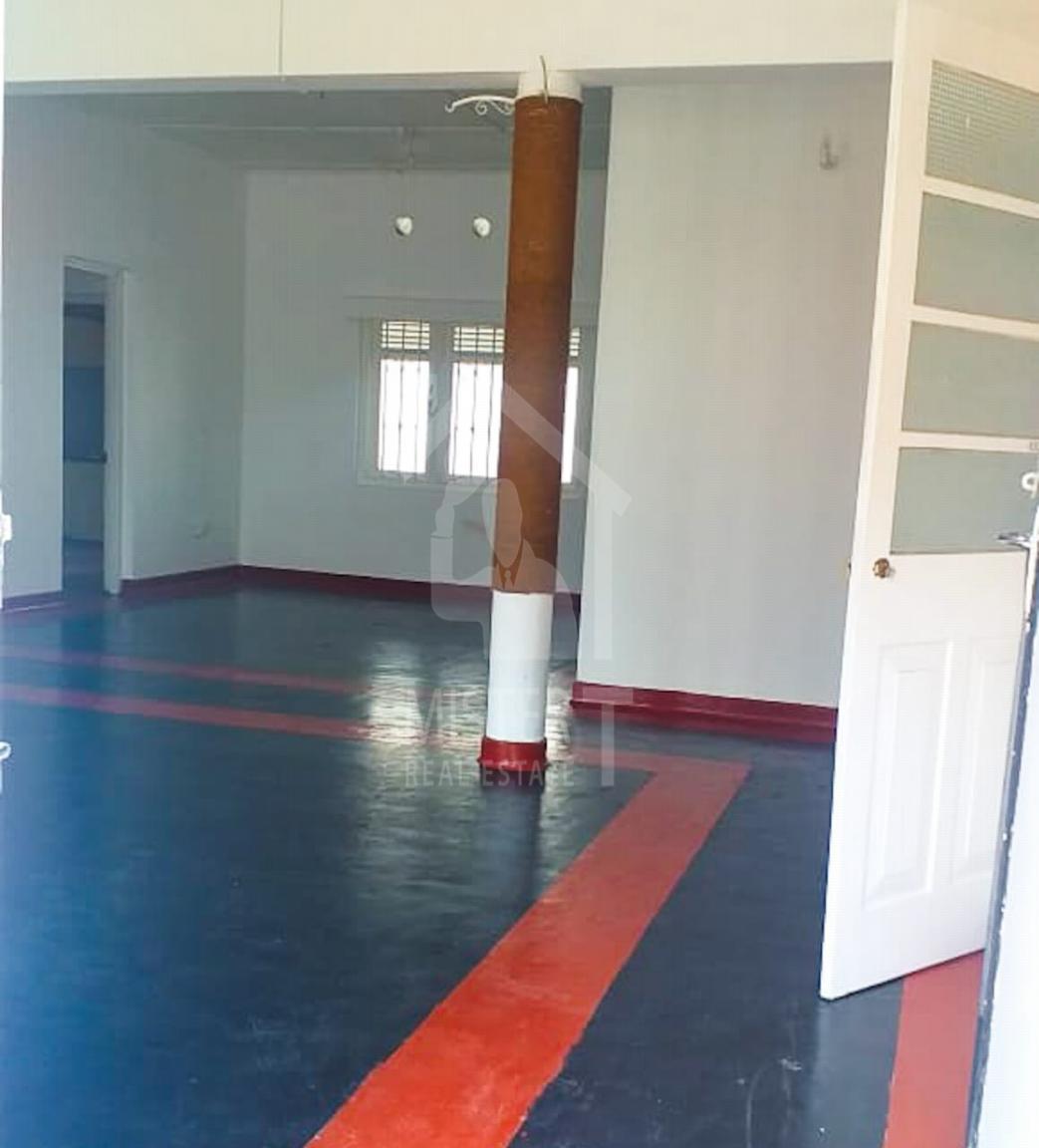 Commercial Property for Rent in Kalubowila - image 2