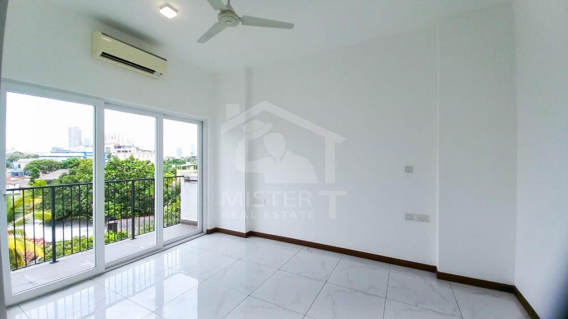 Apartment for Rent at Nalanda Gate, Colombo 10- image 2