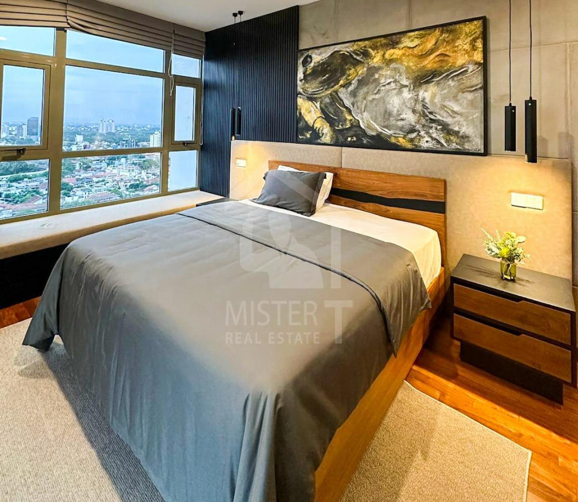 Apartment for Rent at The Grand, Colombo 07- image 2