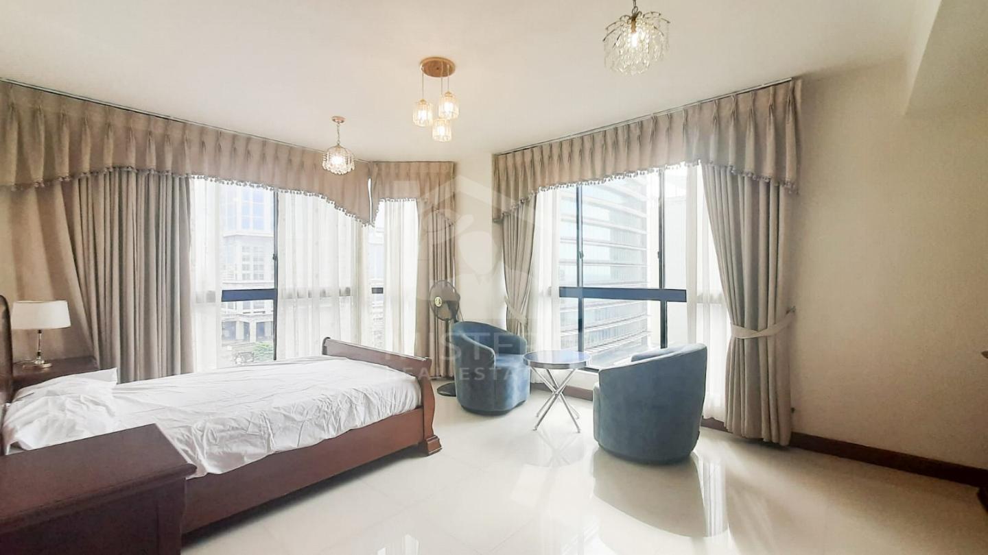 Apartment for Rent at Crescat Residencies- image 2