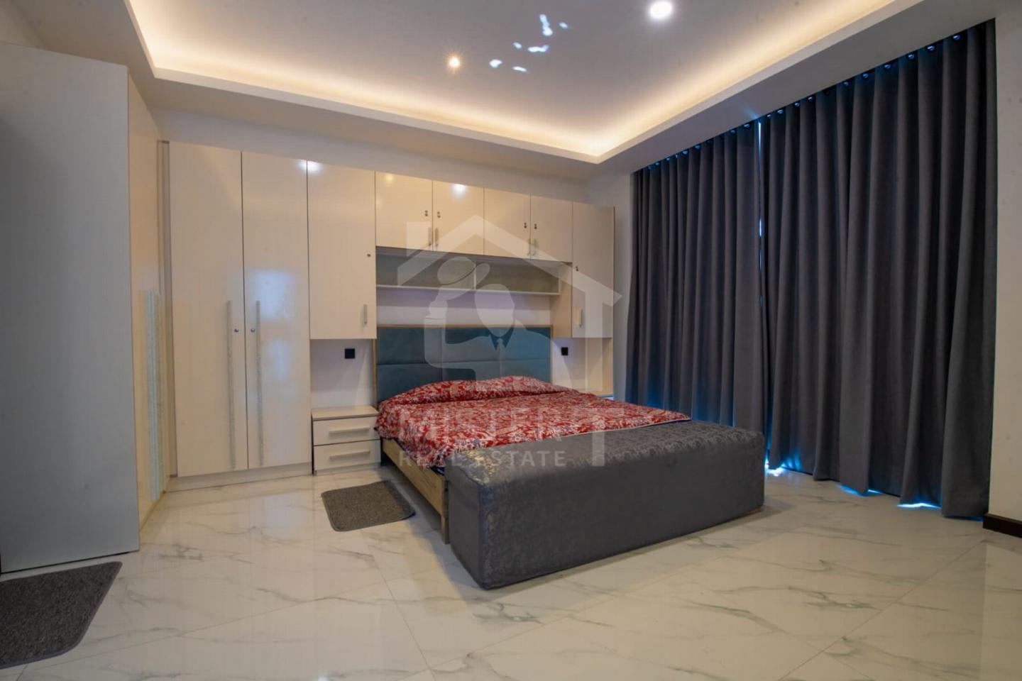 Apartment for Rent at Peak Residencies- image 2