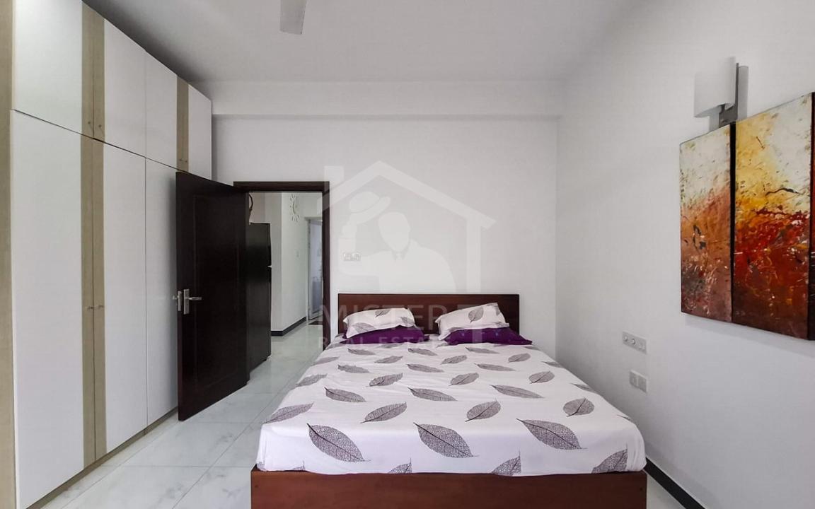 Apartment for Rent  at Blue Ocean in Colombo 05- image 2