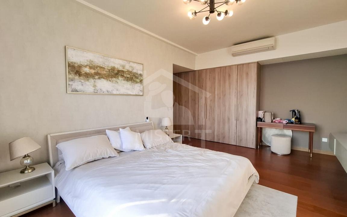 Apartment for Rent at The Residences, Colombo 02 - image 2