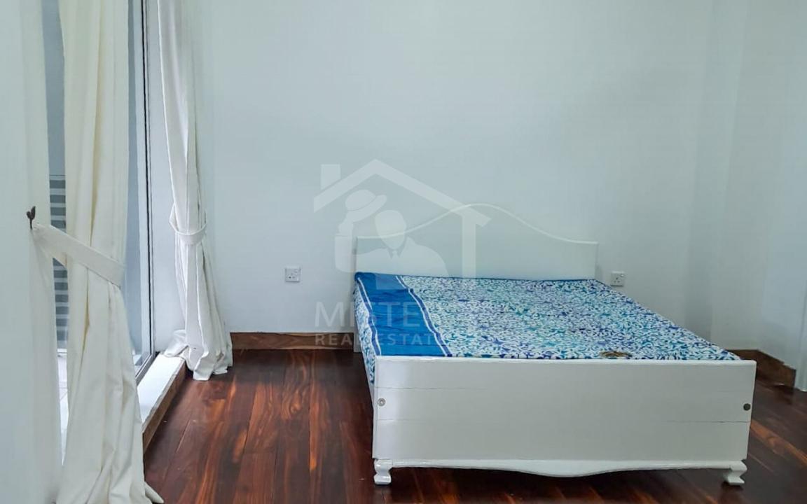 Private Apartment for Rent in Colombo 05- image 2