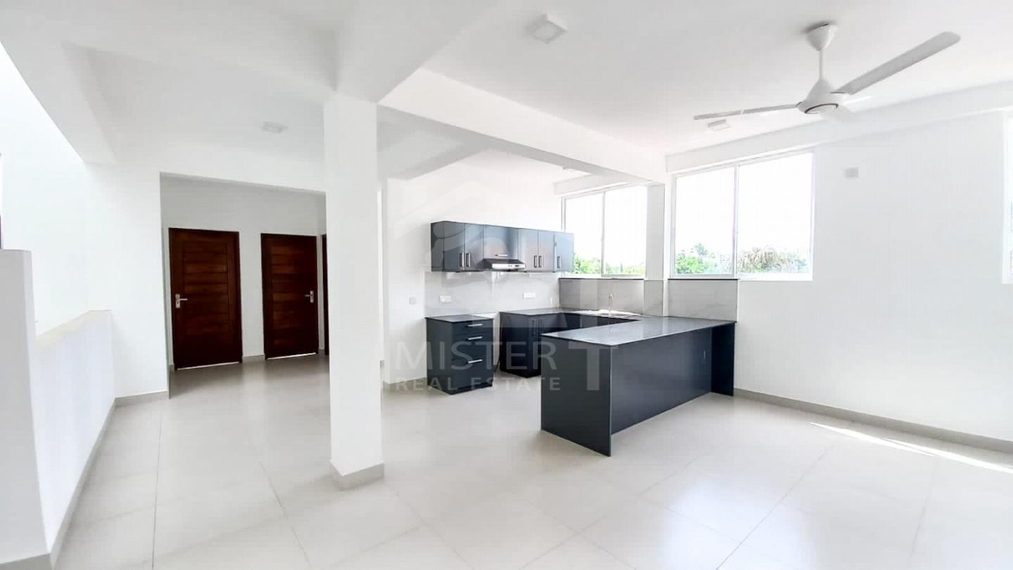 Private Apartment for Rent in Rajagiriya- image 3