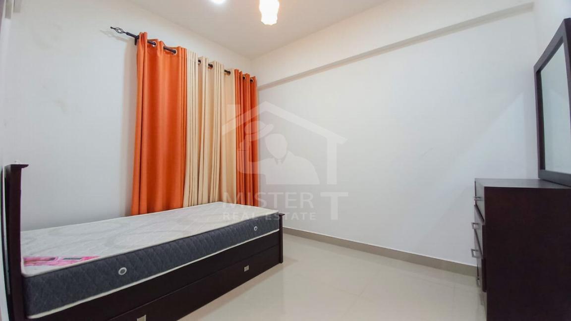 Apartment For Rent at Oval View Residencies- image 3
