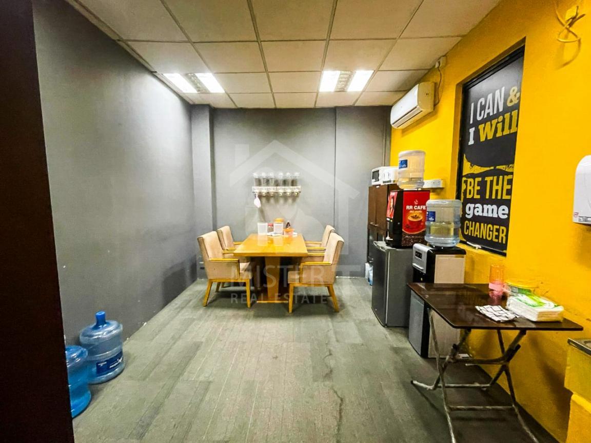 Commercial Property for Rent in Colombo 02- image 3