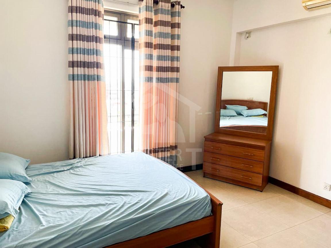 Apartment for Rent in Hedges Court, Colombo 10- image 3