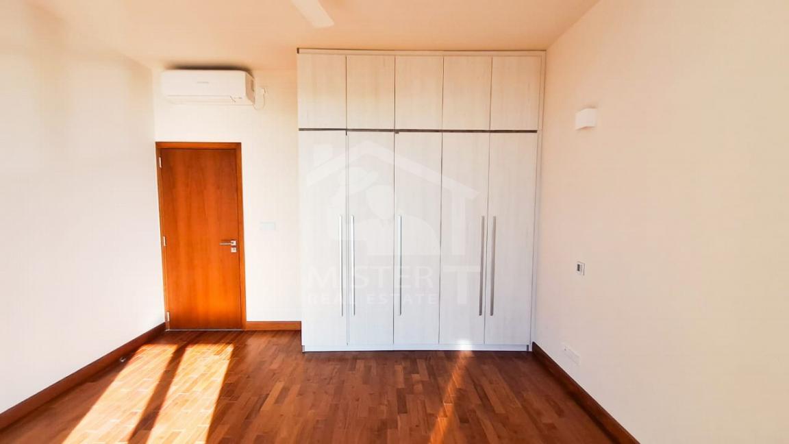 Apartment for Rent at The Grand, Colombo 07- image 3