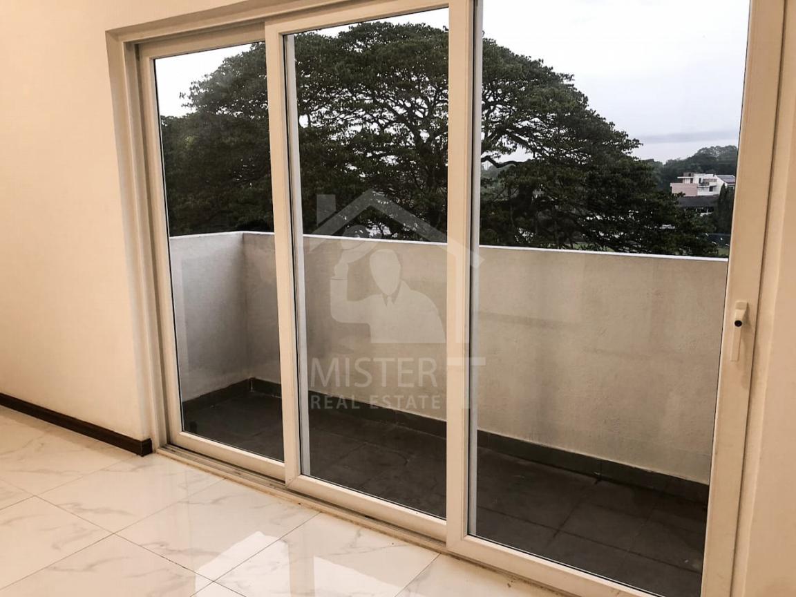 Apartment for Rent at Nalanda Gate, Colombo 10- image 3