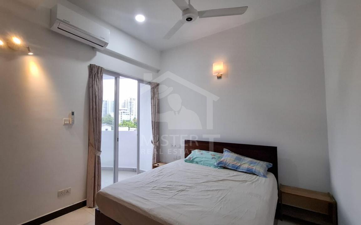 Apartment for Rent  at Blue Ocean in Colombo 05- image 3