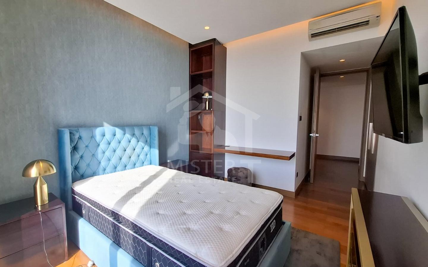 Apartment for Rent at The Residences, Colombo 02- image 3