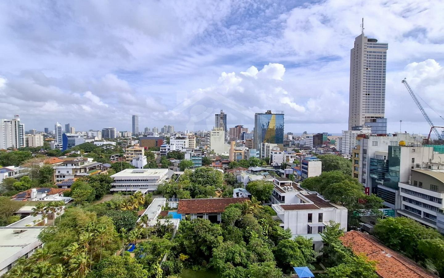 Apartment for Rent at Queens Court - image 3