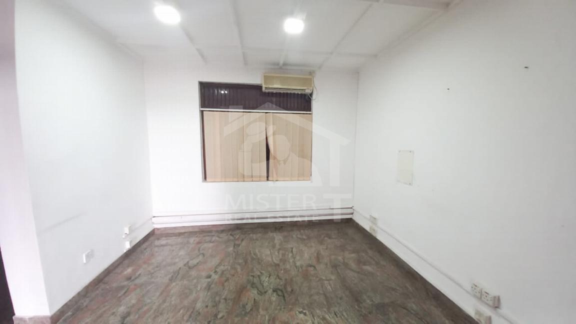 Commercial Property for Rent in Colombo 7- image 4
