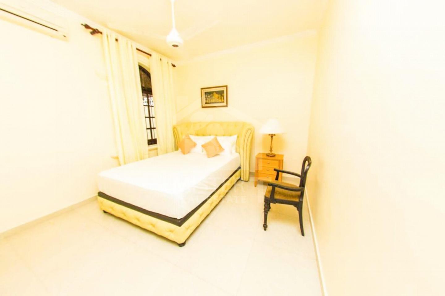 Luxury House for Rent in Nugegoda- image 4