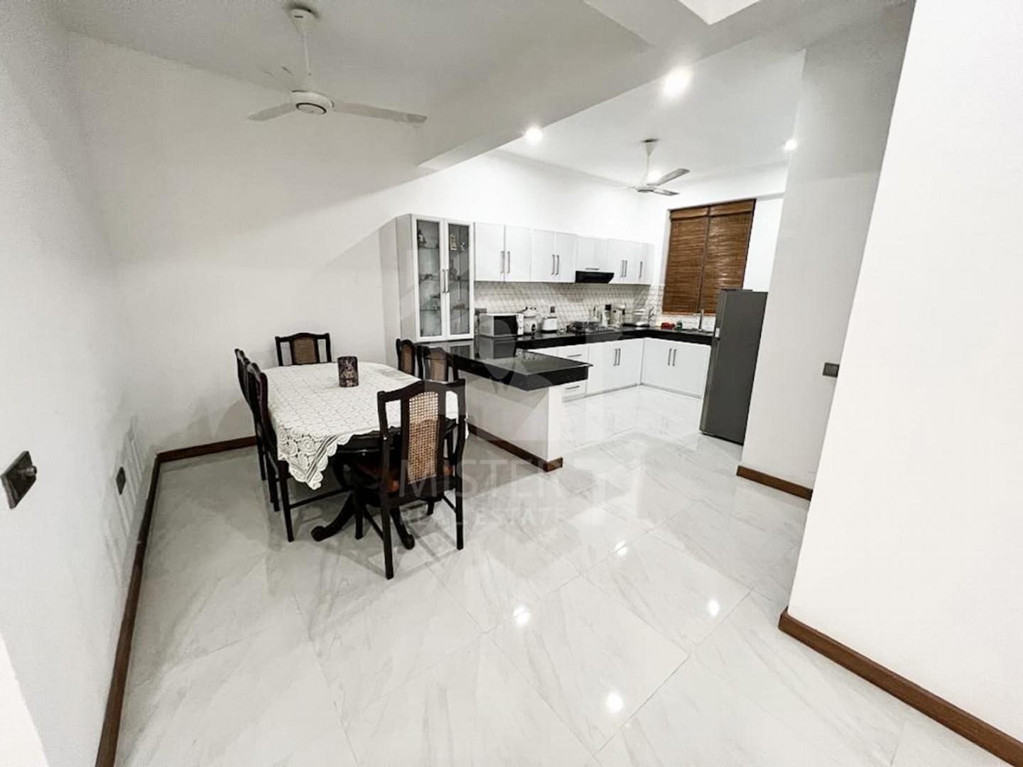 Private Apartment for Rent at Ratmalana- image 4